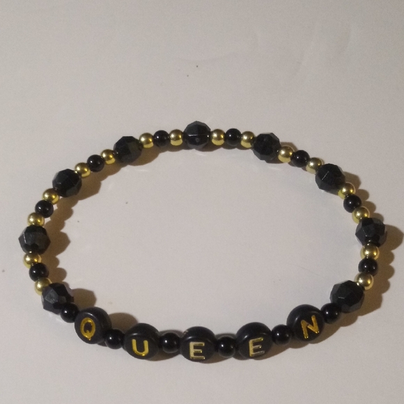 Black and Gold Beaded Bracelet - Picture 1 of 1